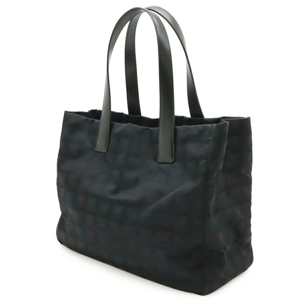 CHANEL Black Shoulder Bag - Picture 3 of 8